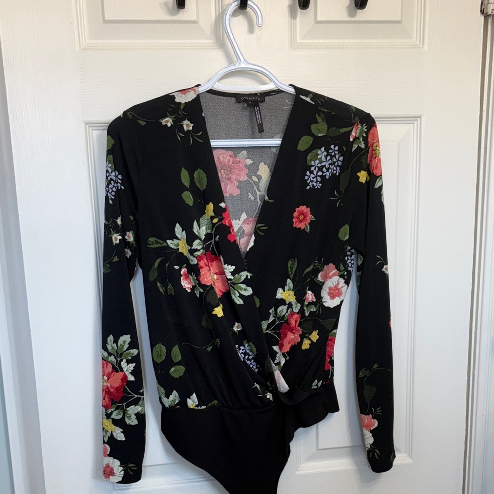 Dynamite Black Floral Bodysuit